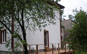 Vabriku Guesthouse
